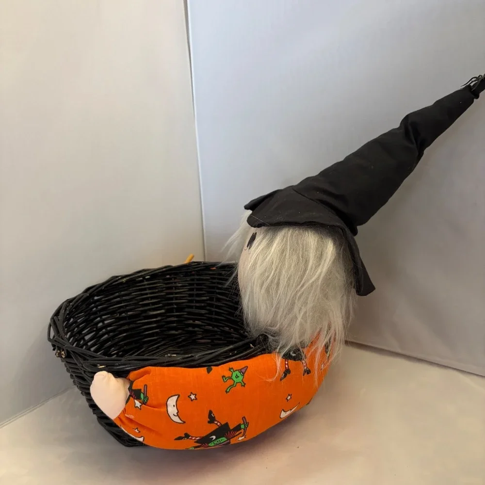 Halloween Witch‎ Basket Candy Bowl Crafty Lady Fullerton CA Decor Vintage 1970s